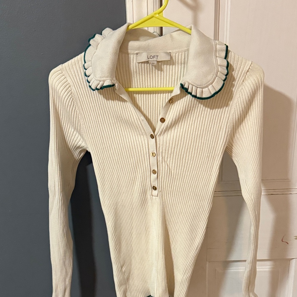 LOFT Ivory Ribbed Top with Green Trim